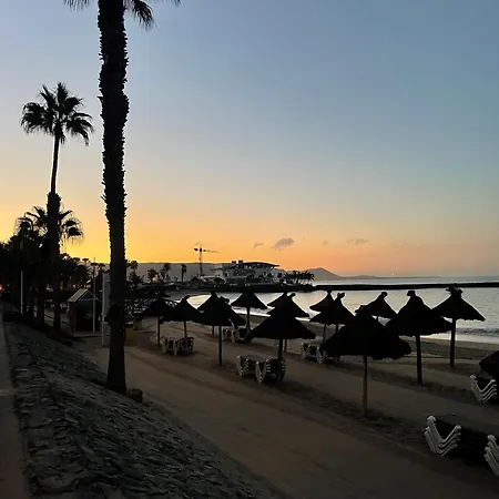 Location Playa Vistas. Cristianos. Wifi. *