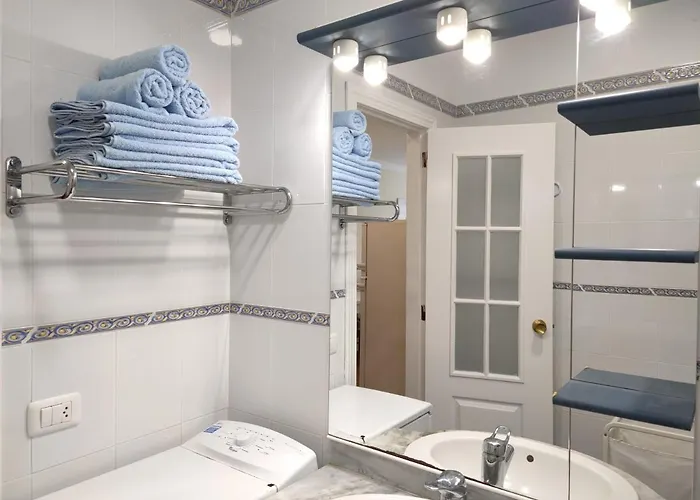Апартаменты Location Playa Vistas. Cristianos. Wifi. Лос Кристианос